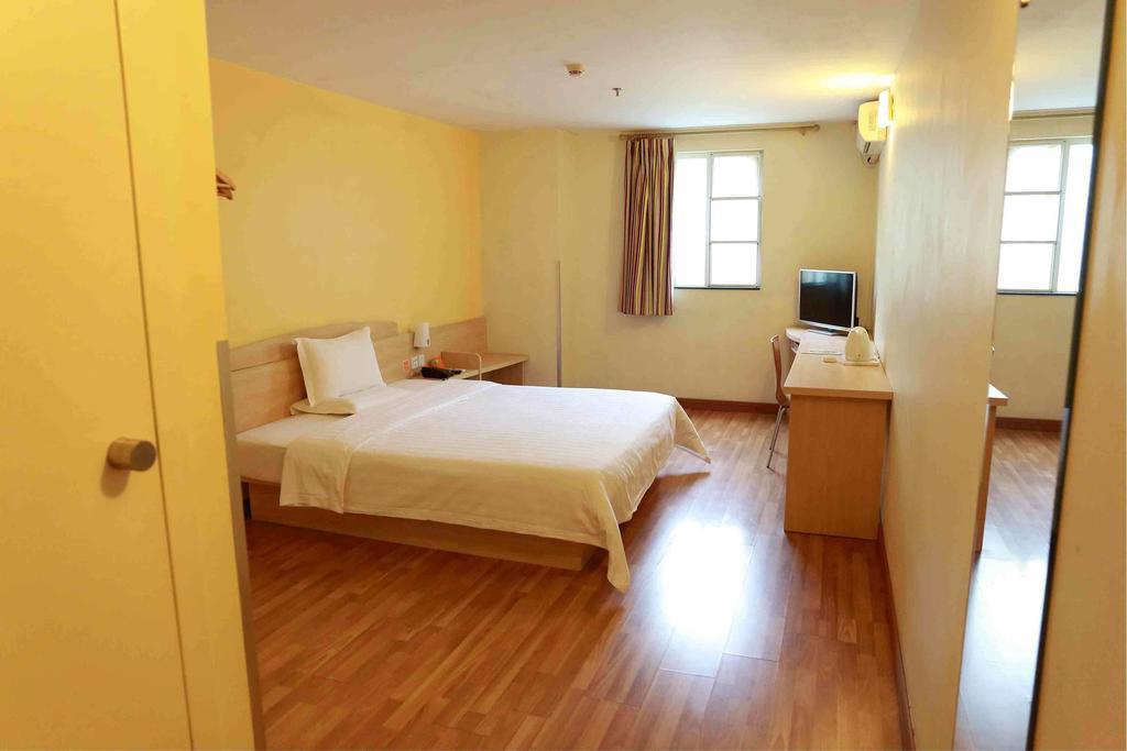 7Days Inn Chongqing Shapingba Bagian luar foto